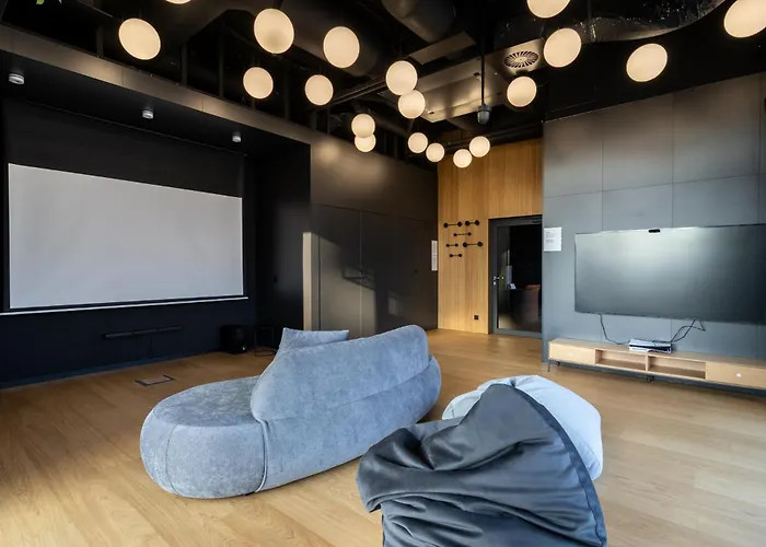 Spodek Harmony By Bookinghost קטוביץ